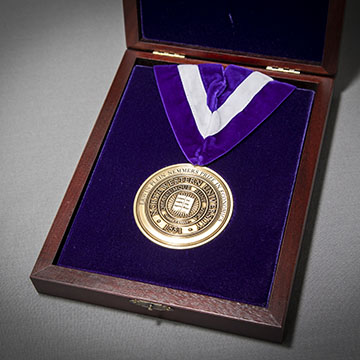 Erwin Plein Nemmers Prize in Economics Medal